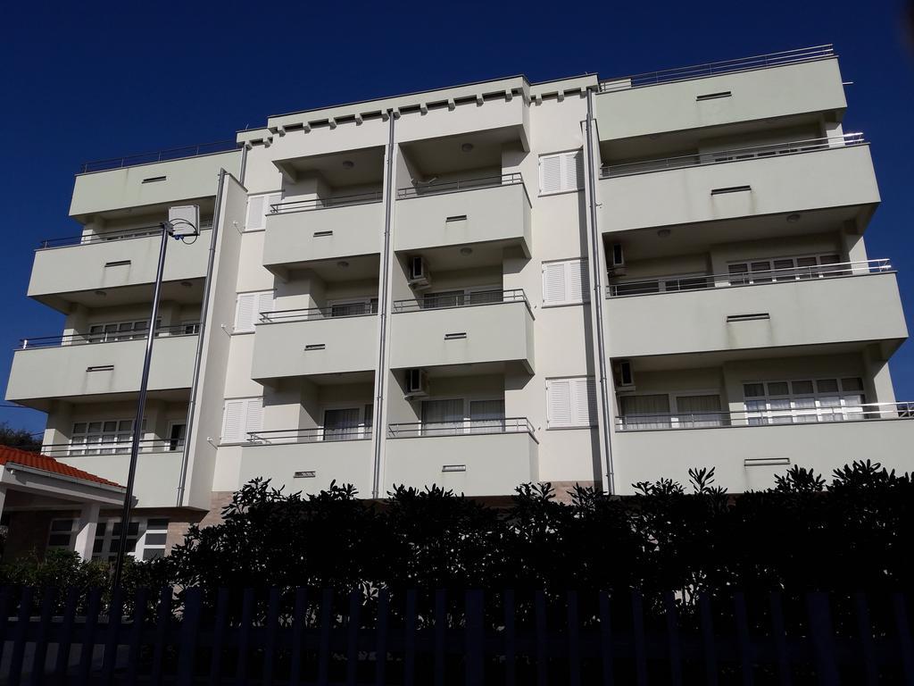 Villa Laurus Kožino المظهر الخارجي الصورة
